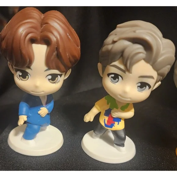 BTS TinyTAN McDonalds Dynamite Mini Figure Set 6pc K-Pop Collectibles - Picture 4 of 4